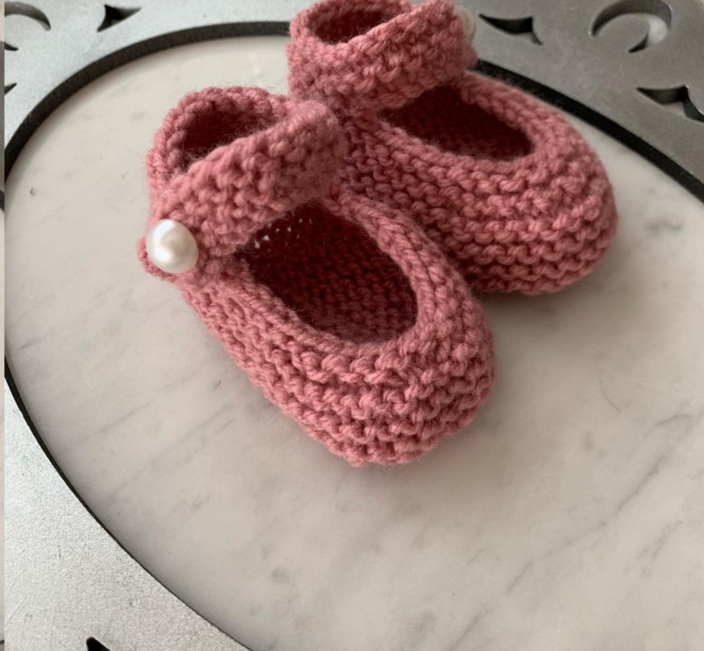 Knitted shoes