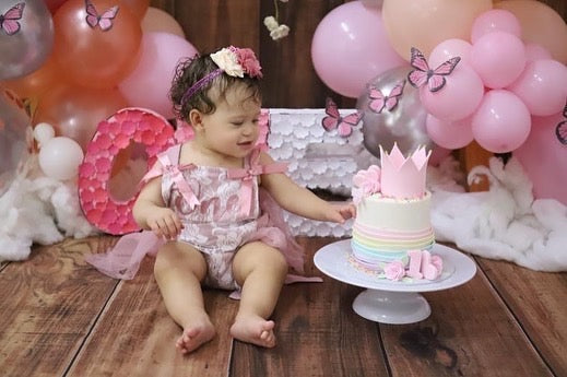 “One” lace romper